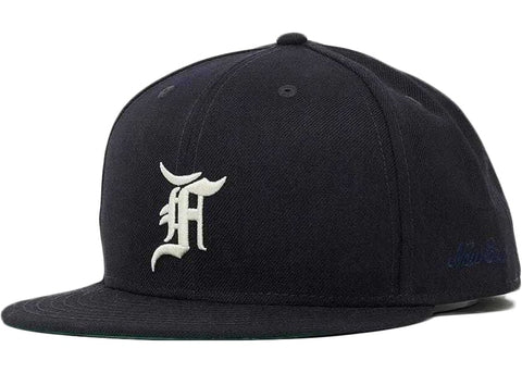 FEAR OF GOD ESSENTIALS New Era Fitted Cap (FW20) Navy/White 110.00 HypeTreasures